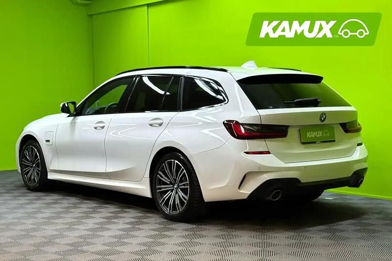Käytetty BMW 320e M Sport 163 HP (119 kW) 2022 Valkoinen Farmari