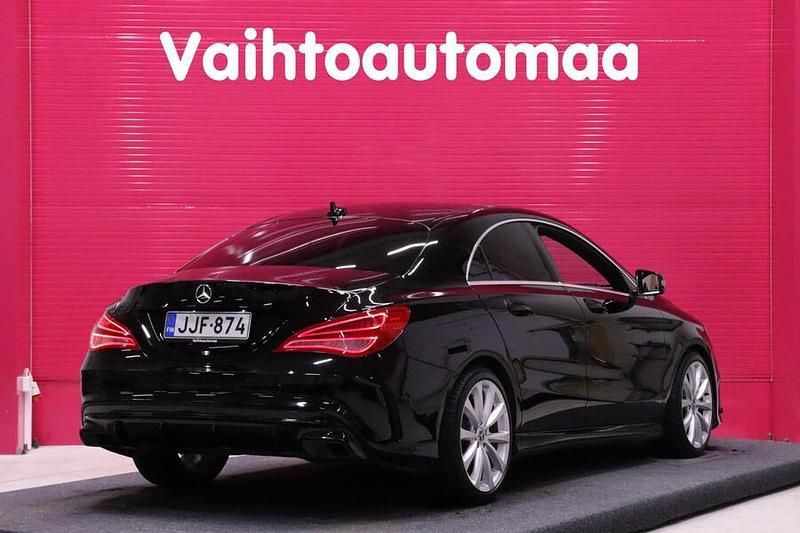 Käytetty Mercedes CLA220 Business 170 HP (125 kW) 2014 Sedan