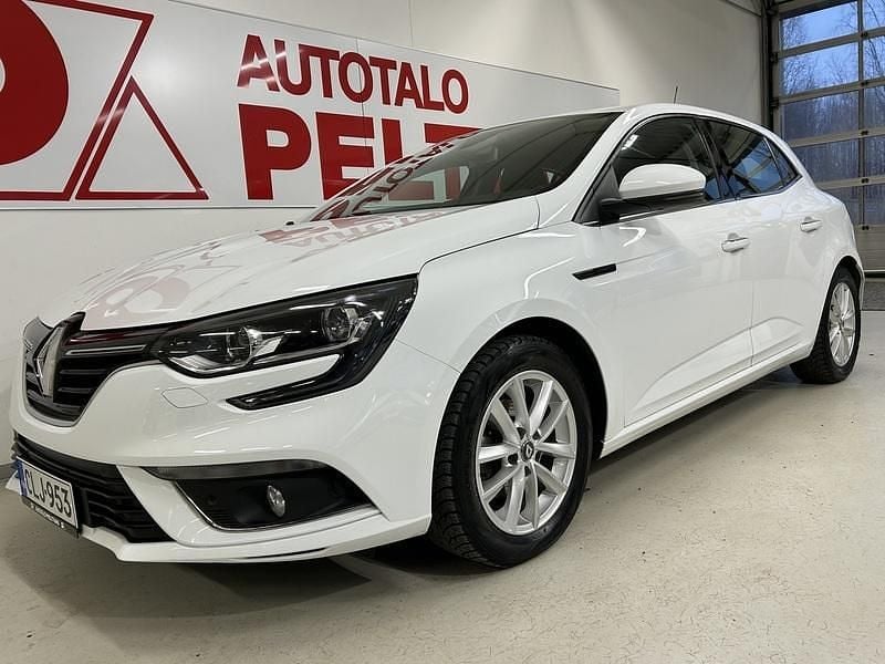 Käytetty Renault Mégane IV Zen 132 HP (97 kW) 2018 Valkoinen Viistoperä