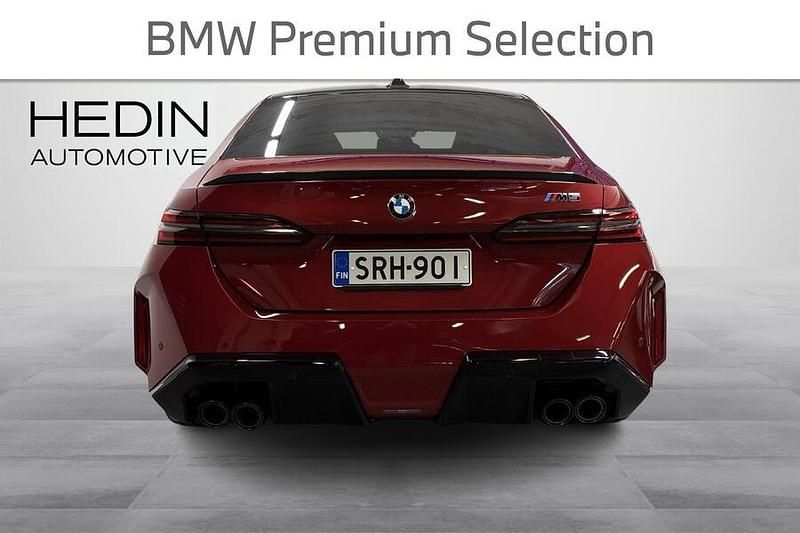 Käytetty BMW M5 2024 Punainen Sedan