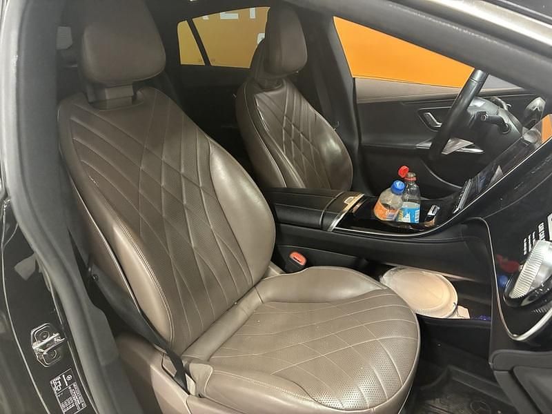 Käytetty Mercedes EQE350 Premium 214 kW (292 HP) 2023 Sedan