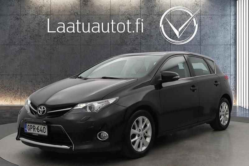 Käytetty 2013 Toyota Auris Active Viistoperä | 7 400 € (Perustarjous) - Kuva 1/4