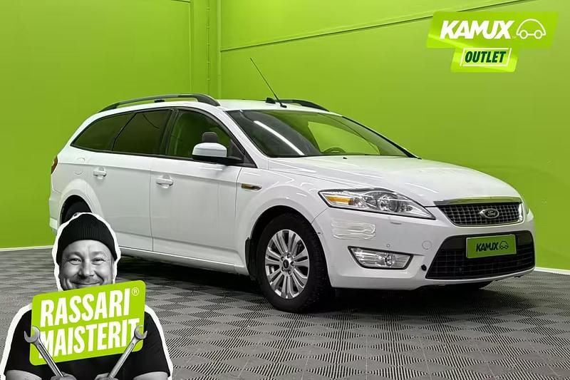 Käytetty Ford Mondeo Titanium 175 HP (128 kW) 2010 Sininen Viistoperä