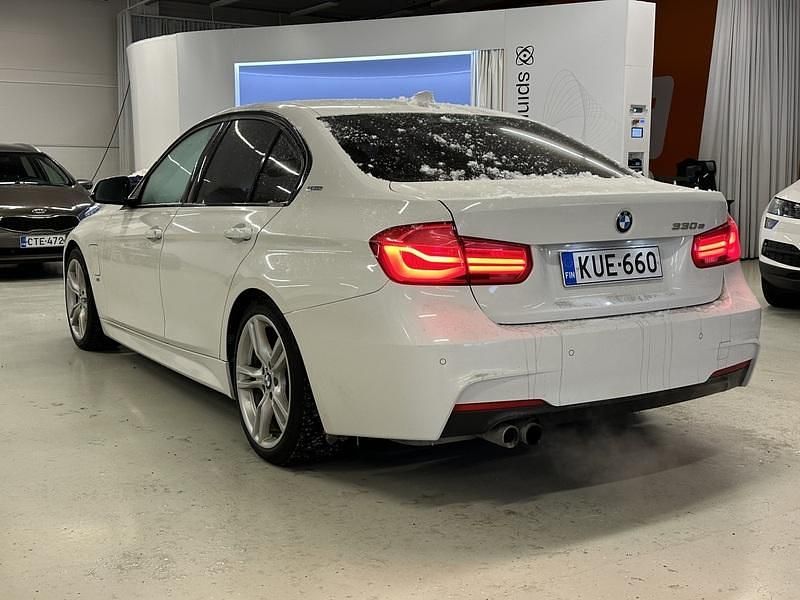 Käytetty BMW 330e M Sport 184 HP (135 kW) 2017 Sedan