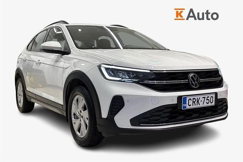 Käytetty VW Taigo Business 110 HP (80 kW) 2023 Valkoinen Katumaasturi