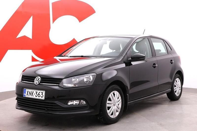 Musta Käytetty 2014 VW Polo Trendline Viistoperä | 7 990 € (Perustarjous) - Kuva 1/4
