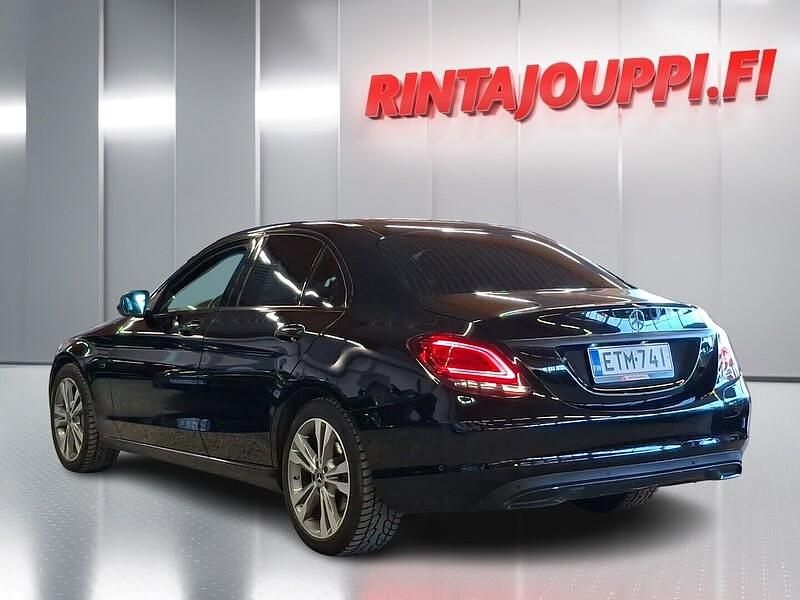 Musta Käytetty 2020 Mercedes C300e Business Sedan | 20 900 € (Perustarjous) - Kuva 1/2