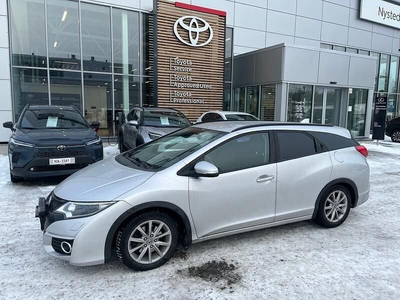 Käytetty Honda Civic Elegance 141 HP (103 kW) 2015 Farmari