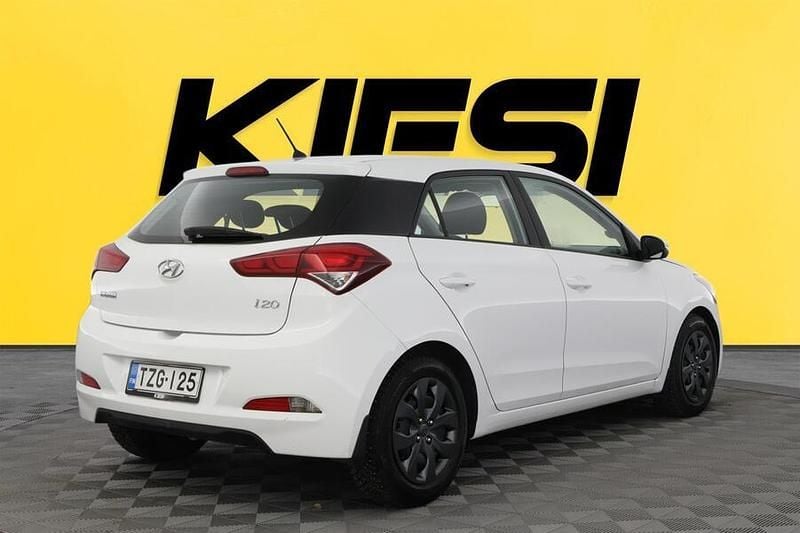 Käytetty Hyundai i20 Classic 75 HP (55 kW) 2016 Viistoperä