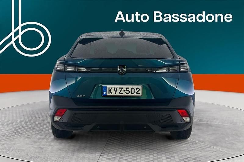 Käytetty Peugeot 408 Allure 131 HP (96 kW) 2024 Sedan