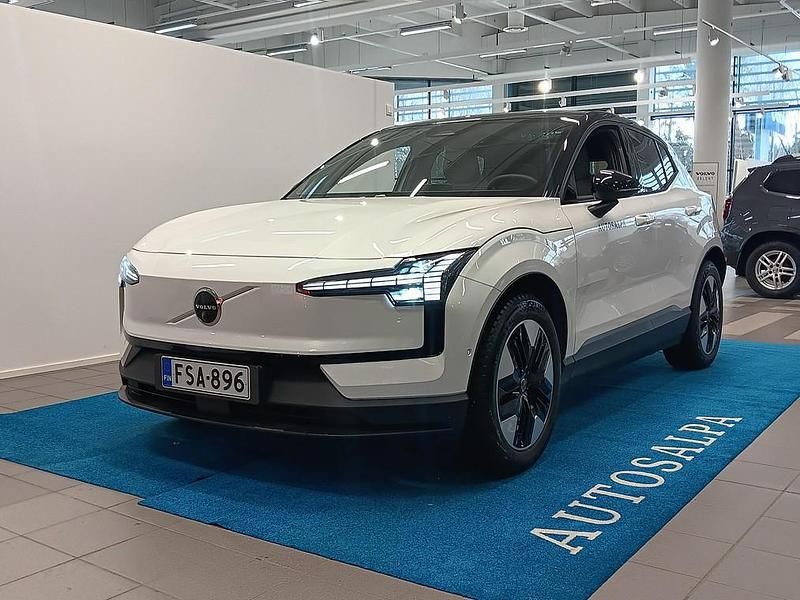 707 Käytetty 2024 Volvo EX30 Performance Katumaasturi | 41 900 € - Kuva 1/4