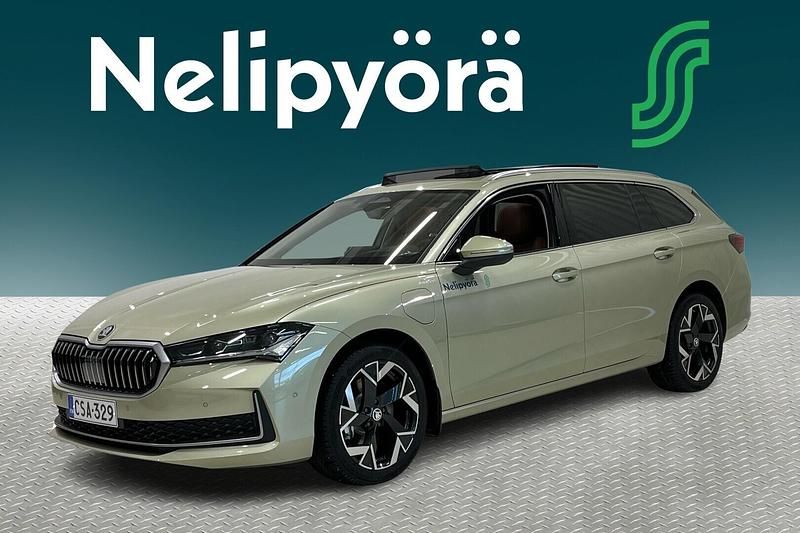 Met. s3s3 ice tea yellow, metallivä Käytetty 2025 Skoda Superb Suite Farmari | 52 450 € - Kuva 1/2