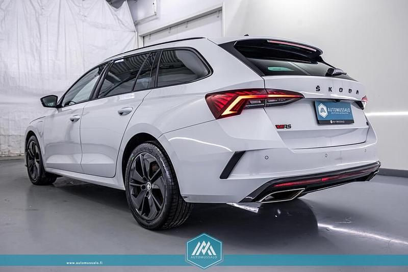 Käytetty Skoda Octavia RS 150 HP (110 kW) 2021 Farmari