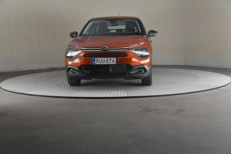 Käytetty Citroën C4 Feel 131 HP (96 kW) 2021 Viistoperä