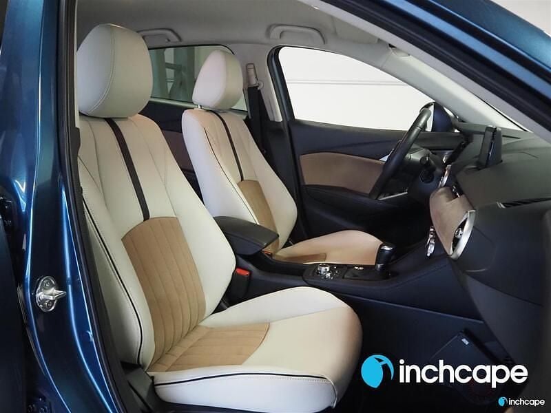 Käytetty Mazda CX-3 121 HP (88 kW) 2022 Katumaasturi