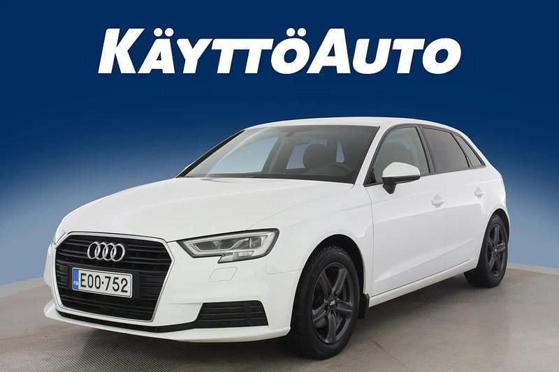 Käytetty Audi A3 Sportback Business 150 HP (110 kW) 2017 Valkoinen Viistoperä