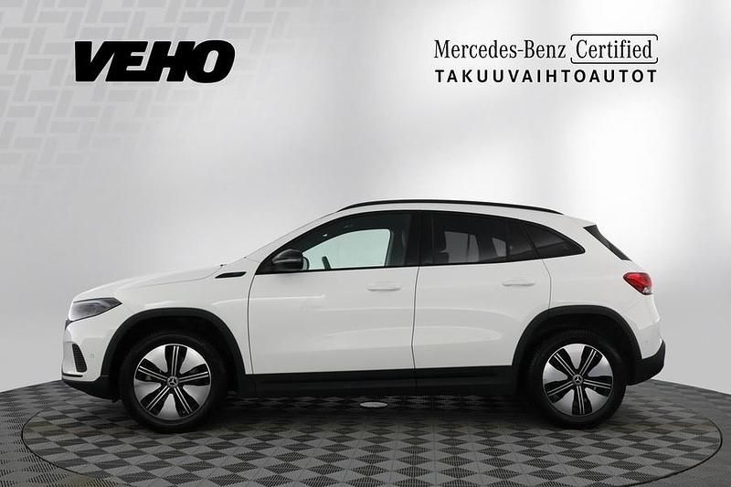 Käytetty Mercedes EQA250 Advanced 139 kW (190 HP) 2022 Valkoinen Katumaasturi