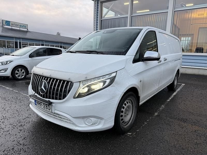 Valkoinen Käytetty 2021 Mercedes Vito Van | 41 900 € (Perustarjous) - Kuva 1/4