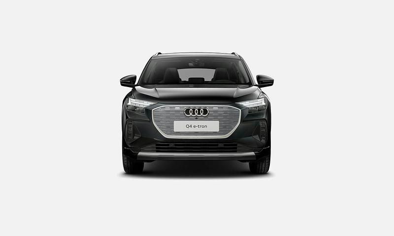 Uusi Audi Q4 e-tron Comfort 207 kW (282 HP) 2026 Musta Katumaasturi