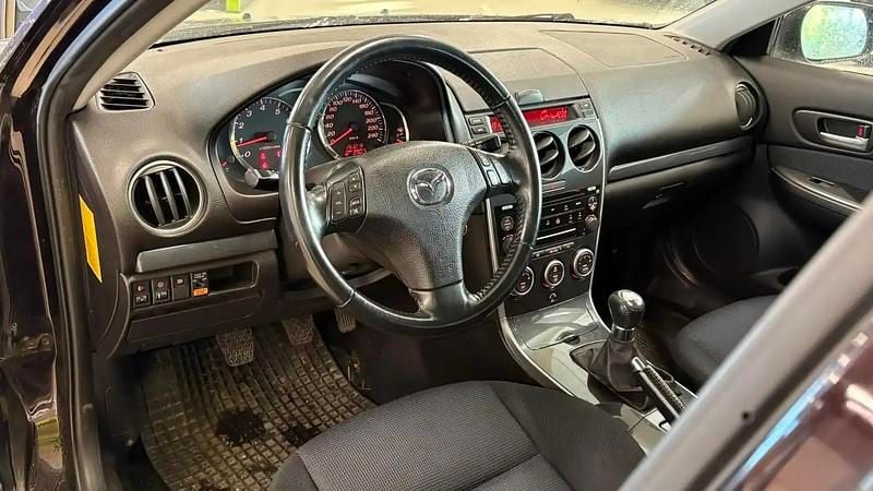 Käytetty Mazda 6 147 HP (108 kW) 2006 Punainen Farmari