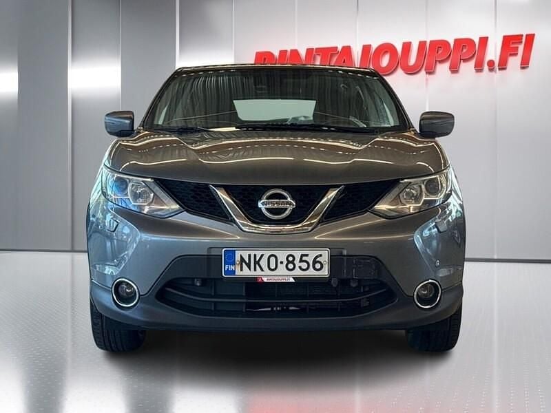 Käytetty Nissan Qashqai Acenta 116 HP (85 kW) 2017 Harmaa Katumaasturi