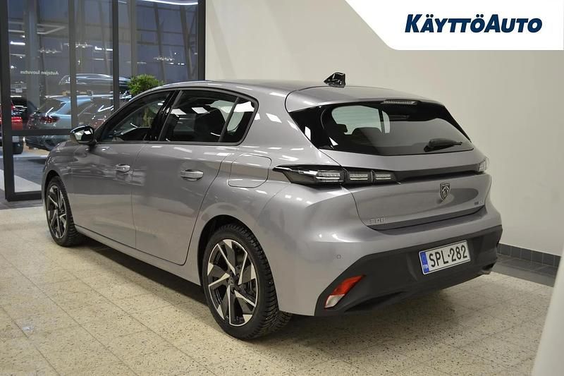Käytetty Peugeot 308 Active 180 HP (132 kW) 2023 Harmaa Viistoperä