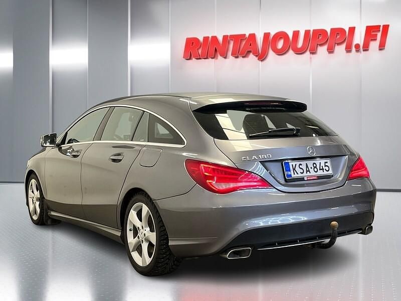 Käytetty Mercedes CLA180 Business 122 HP (89 kW) 2016 Sedan