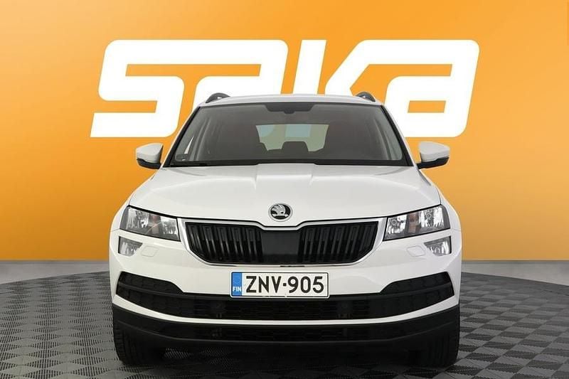 Käytetty Skoda Karoq Business Line 150 HP (110 kW) 2022 Katumaasturi
