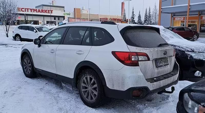 Käytetty Subaru Outback 150 HP (110 kW) 2016 Farmari