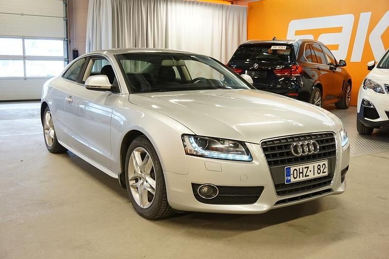 Käytetty 2009 Audi A5 Sport Coupe - kaksiovinen | 9 900 € - Kuva 1/3