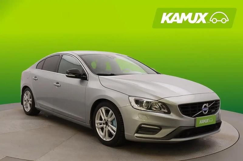 Käytetty Volvo S60 Business Edition 215 HP (158 kW) 2014 Hopea / harmaa Sedan