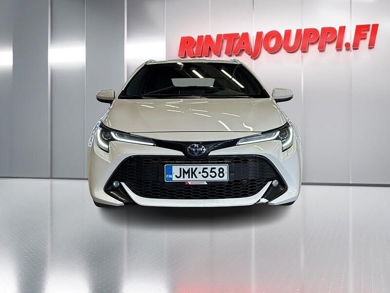 Käytetty Toyota Corolla Edition 122 HP (89 kW) 2022 Farmari