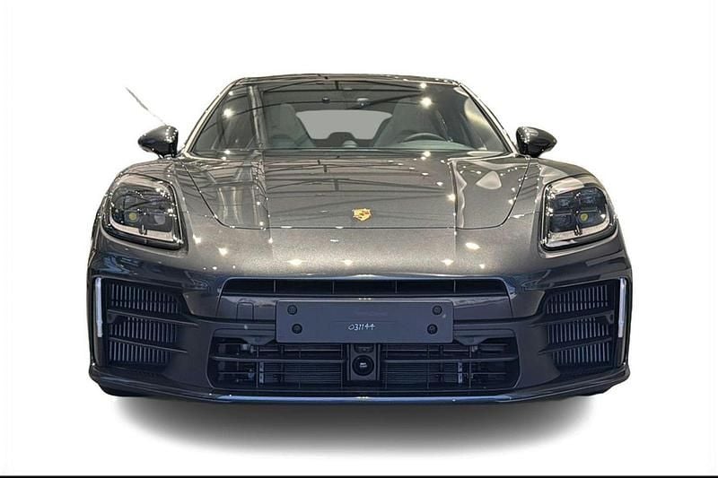 Uusi Porsche Panamera 300 HP (220 kW) 2026 Harmaa Viistoperä