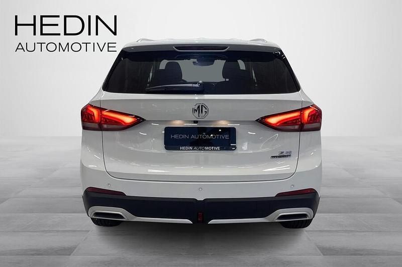 Käytetty MG ZS Luxury 197 HP (144 kW) 2025 Valkoinen Katumaasturi