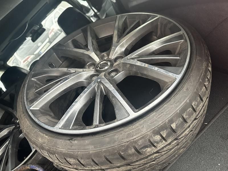 Käytetty Volvo V60 R-Design 215 HP (158 kW) 2013 Farmari