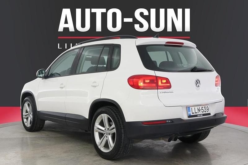 Käytetty VW Tiguan Trendline 122 HP (89 kW) 2012 Katumaasturi