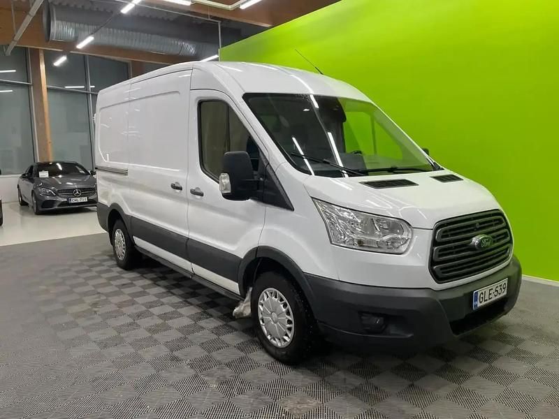 Käytetty Ford Transit Trend 125 HP (91 kW) 2015 Valkoinen Van