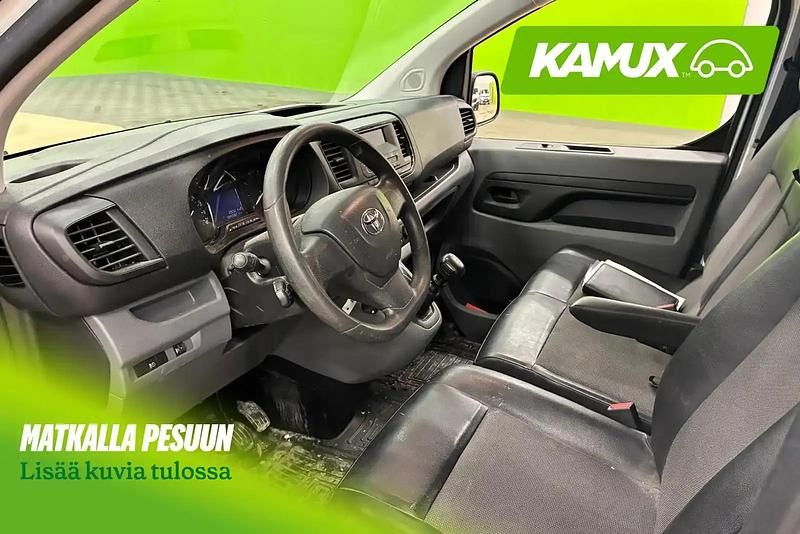 Käytetty Toyota Proace 122 HP (89 kW) 2018 Valkoinen Tila-auto