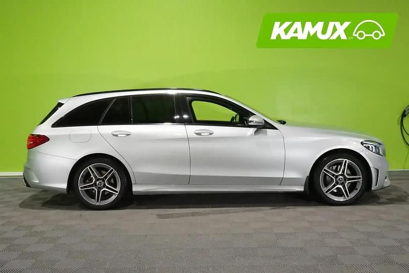 Käytetty Mercedes C220 AMG 194 HP (142 kW) 2019 Hopea / harmaa Farmari