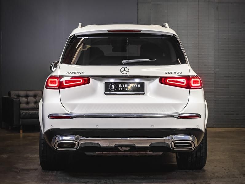 Käytetty Mercedes GLS600 Maybach 2022 Katumaasturi