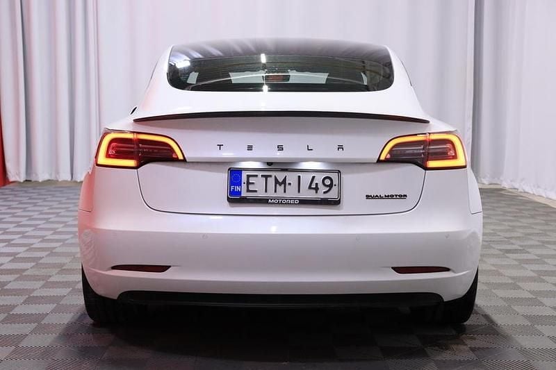 Käytetty Tesla Model 3 Performance 461 kW (627 HP) 2020 Sedan