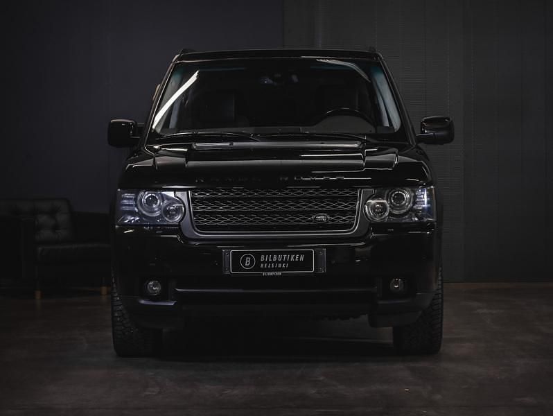 Käytetty Land Rover Range Rover Vogue SE 313 HP (230 kW) 2011 Katumaasturi