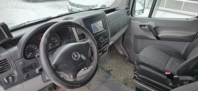 Käytetty Mercedes Sprinter 184 HP (135 kW) 2009 Harmaa Van