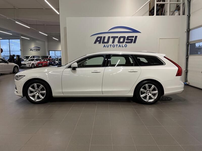 Käytetty Volvo V90 Business Edition 150 HP (110 kW) 2017 Valkoinen Farmari