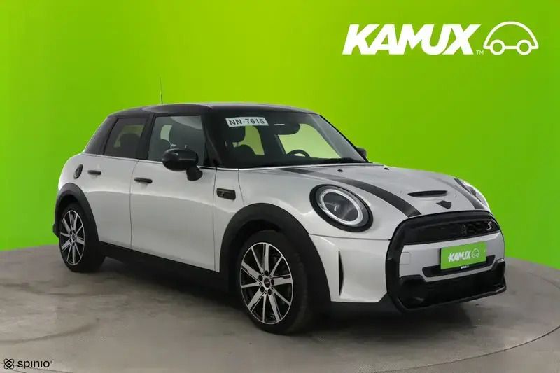Hopea / harmaa Käytetty 2023 Mini Cooper S Classic Viistoperä | 28 900 € - Kuva 1/4