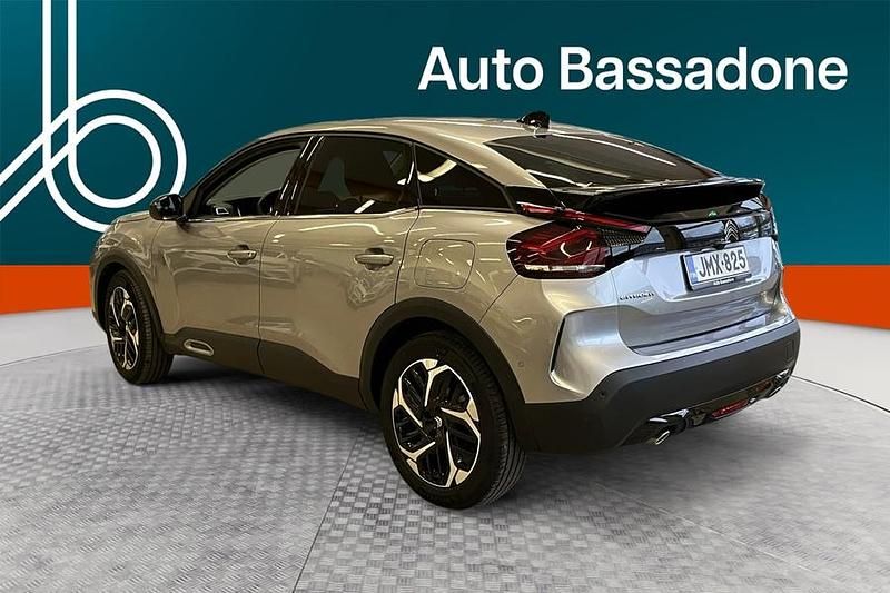 Käytetty Citroën C4 Comfort 131 HP (96 kW) 2023 Viistoperä