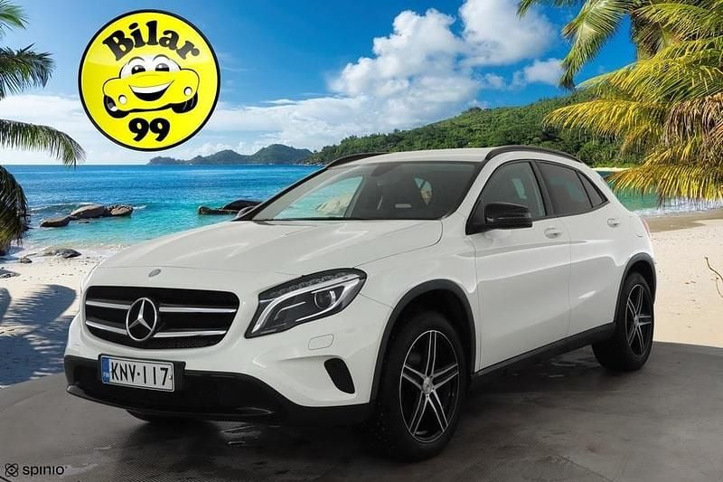 Käytetty Mercedes GLA200 Urban 156 HP (114 kW) 2016 Katumaasturi