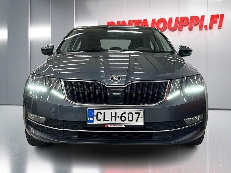 Käytetty Skoda Octavia Style 116 HP (85 kW) 2018 Harmaa Viistoperä