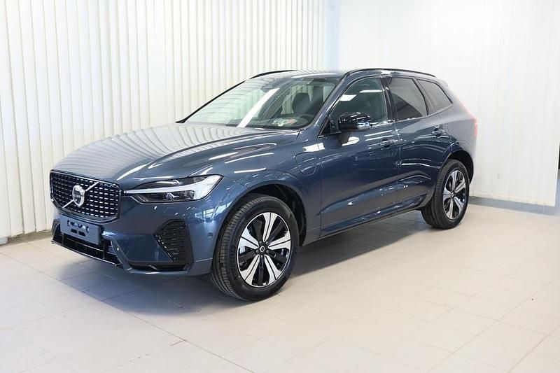 Uusi 2025 Volvo XC60 Performance Katumaasturi | 69 070 € (Hieman kallis) - Kuva 1/4