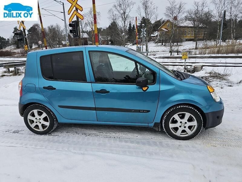 Käytetty Renault Modus 112 HP (82 kW) 2006 Tila-auto